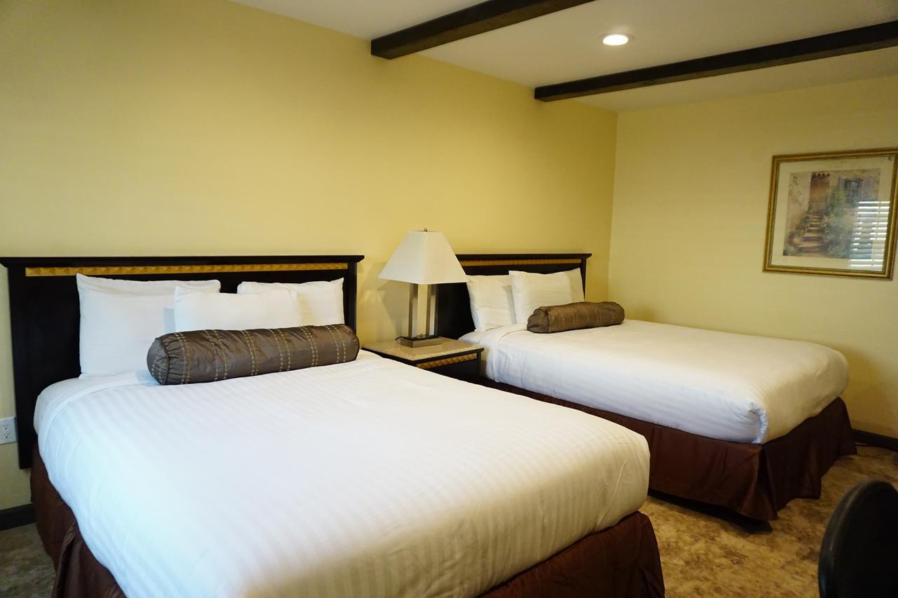 Tuscan Garden Inn Los Angeles Exterior photo