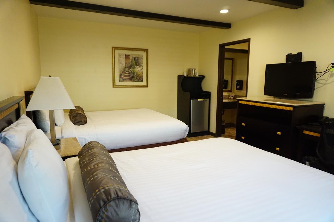 Tuscan Garden Inn Los Angeles Exterior photo